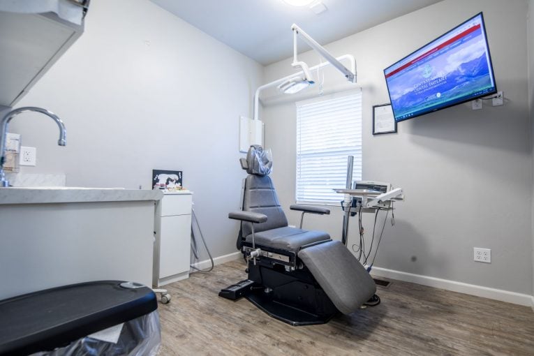 Porterville Office Patient Operating Room with Dental Chair