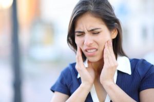 Image of someone with Jaw Pain